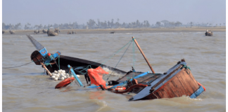8 persons die in California boat mishap