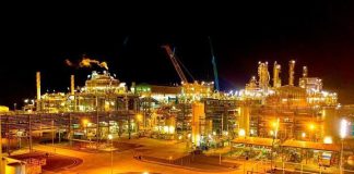 Buhari Commissions $2.5bn Dangote Fertiliser Plant in Lagos