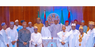 Photo News: Buhari Meets 22 Aggrieved APC Senators