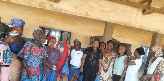 Nollywood Actress, Firefighter, Grace Agbo celebrates birthday with widows, donates food items