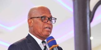 Gov Eno applauds Akpabio, harps on unity, cooperation