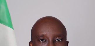 Gov Okpebholo gives succour to Edo workers, pays 13th month salary